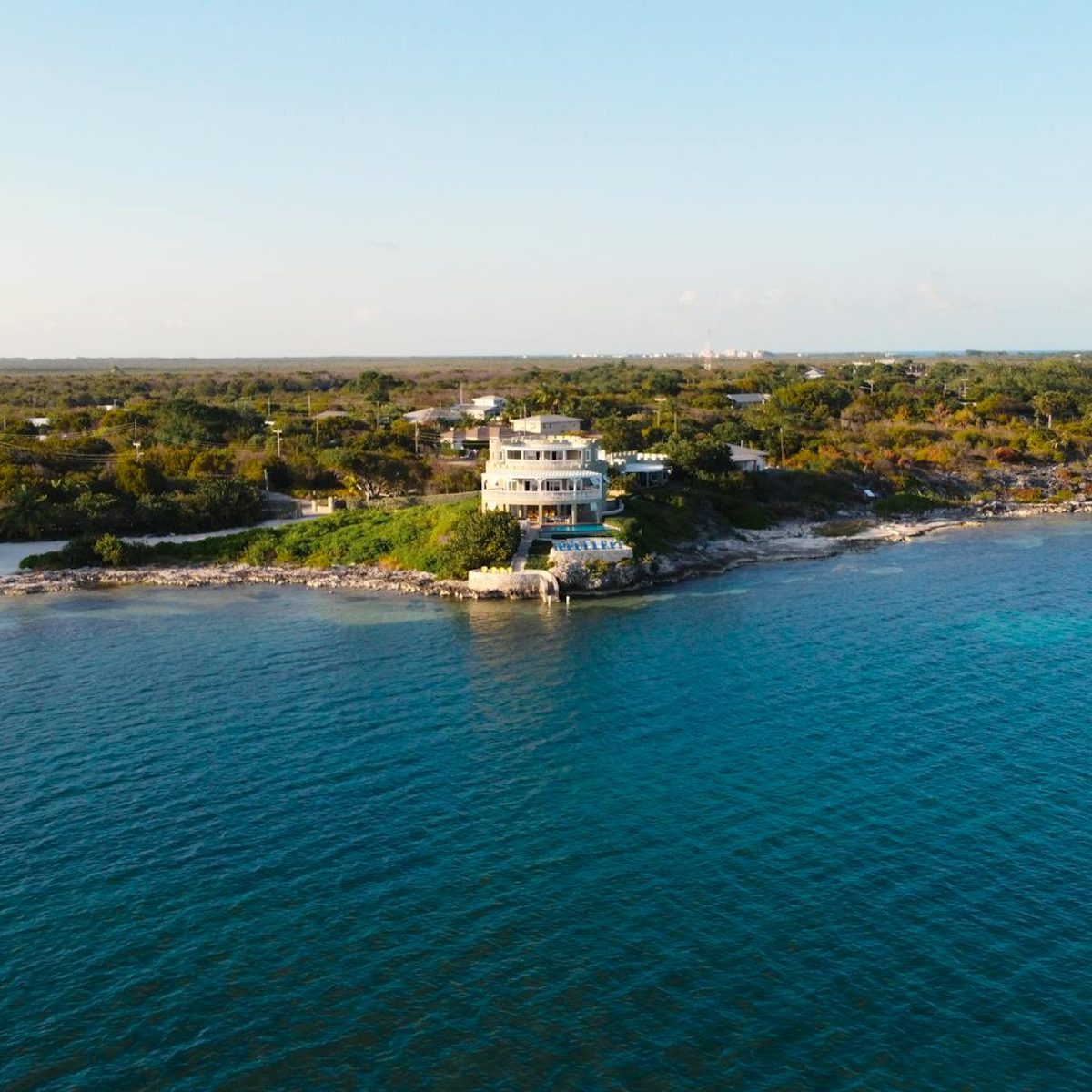 Cayman Islands - Roamex | Buy eSIM for International Travel