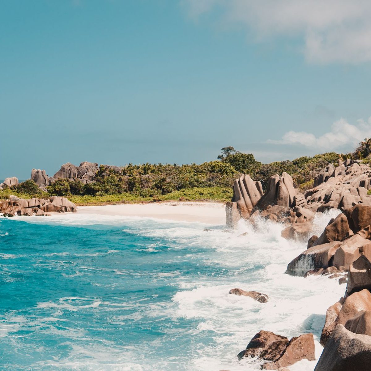 Seychelles - Roamex | Buy eSIM for International Travel